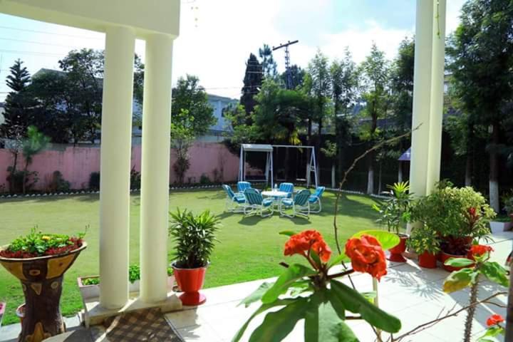 Alaf Laila Guest House Abbotábád Kültér fotó