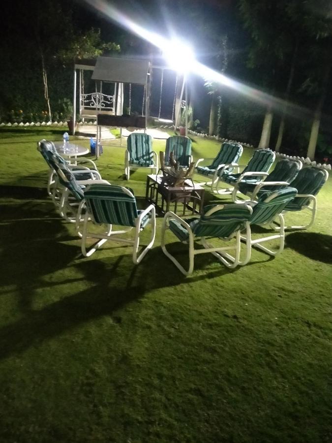 Alaf Laila Guest House Abbotábád Kültér fotó