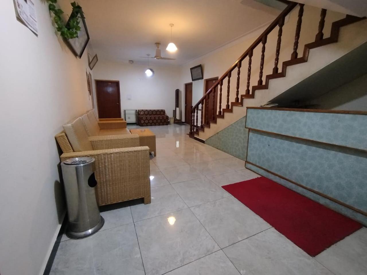 Alaf Laila Guest House Abbotábád Kültér fotó