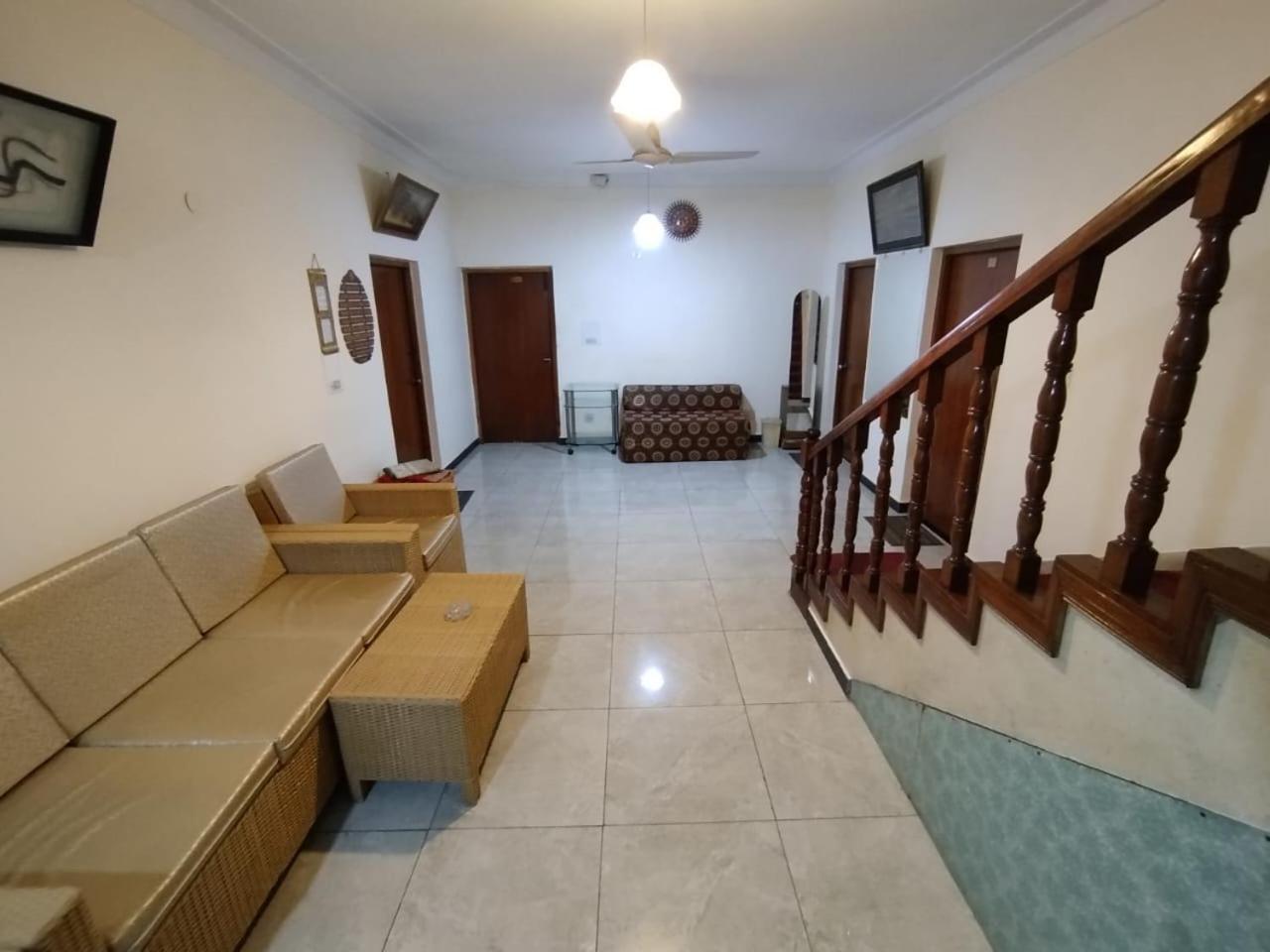 Alaf Laila Guest House Abbotábád Kültér fotó